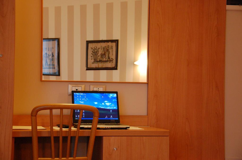 Hotel Belie San Martino di Lupari Pokoj fotografie
